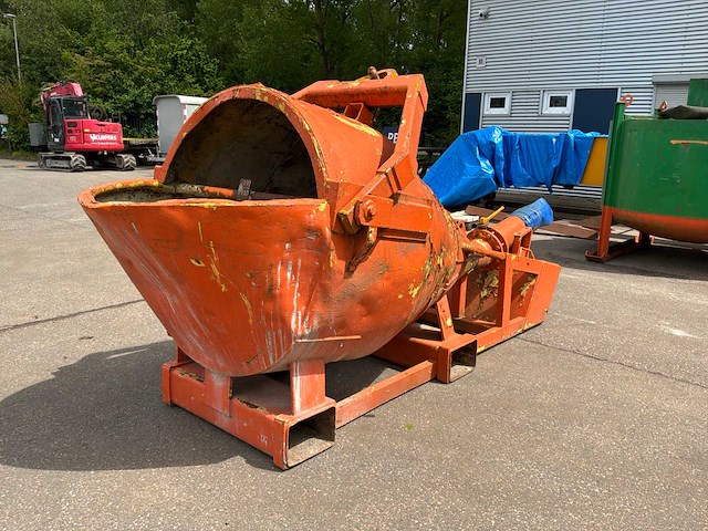 Beco kubel 2000 betonkubel - afbeelding 1 van  6