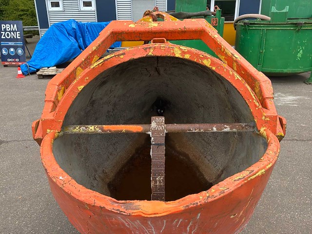 Beco kubel 2000 betonkubel - afbeelding 4 van  6