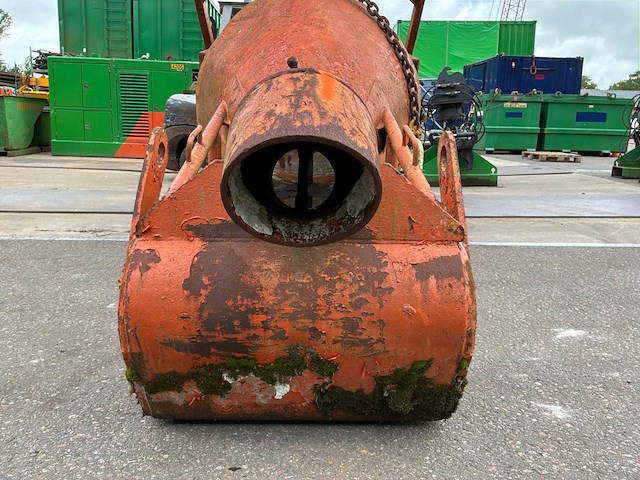 Beco kubel 2000 betonkubel - afbeelding 3 van  3