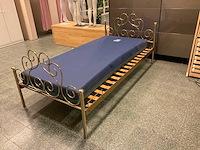 Bed 205x100 cm - afbeelding 1 van  4
