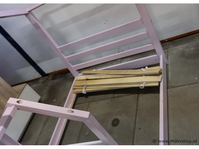 Bed incl. lattenbodem, kast, hanglamp & vloerlamp - afbeelding 6 van  6
