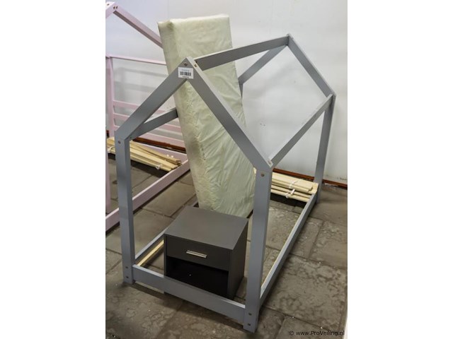 Bed incl. lattenbodem, matras & kast - afbeelding 2 van  2