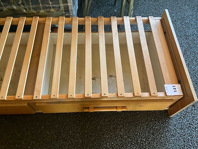 Bed met lattenbodem - afbeelding 2 van  5