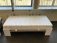 Bed - afbeelding 1 van  1