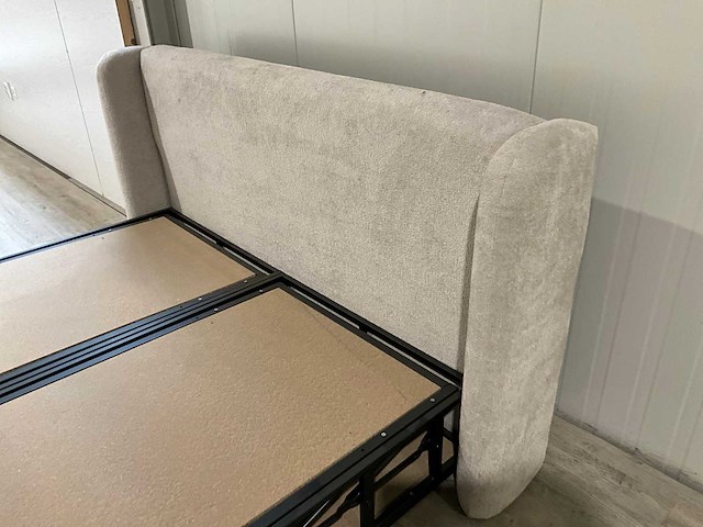 Bedbodem met hoofd- en voetbord - afbeelding 2 van  4