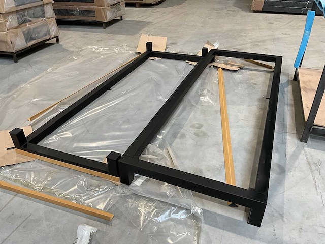 Bedframe onderstel staal set (14x) - afbeelding 1 van  3