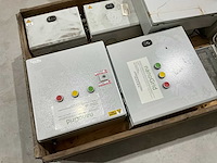 Bedieningskast (8x) - afbeelding 1 van  2