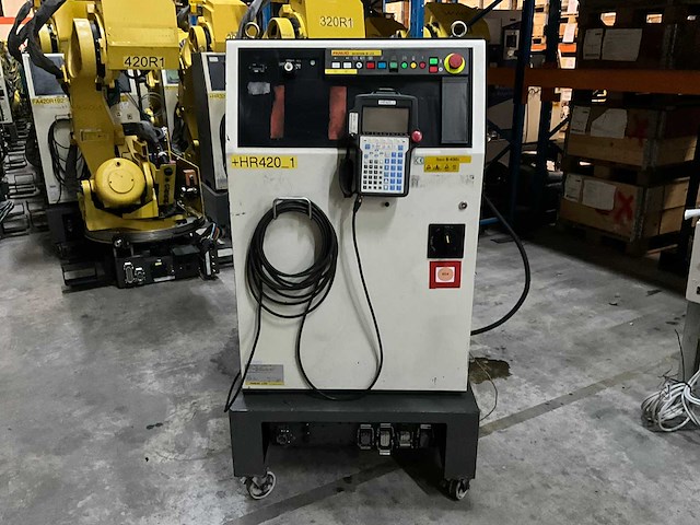 Bedieningsrobot & besturingskast - fanuc - s-430iw - industrieel robot - 2000 - afbeelding 5 van  5