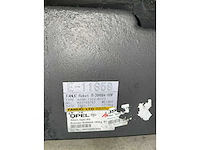 Bedieningsrobot & besturingskast - fanuc - s-430iw - industrieel robot - 2002 - afbeelding 7 van  7