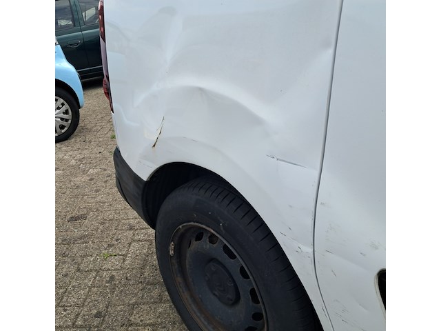Bedrijfsauto, citroen, berlingo, 1.6 bluehdi 75 club, 2019 - afbeelding 19 van  22