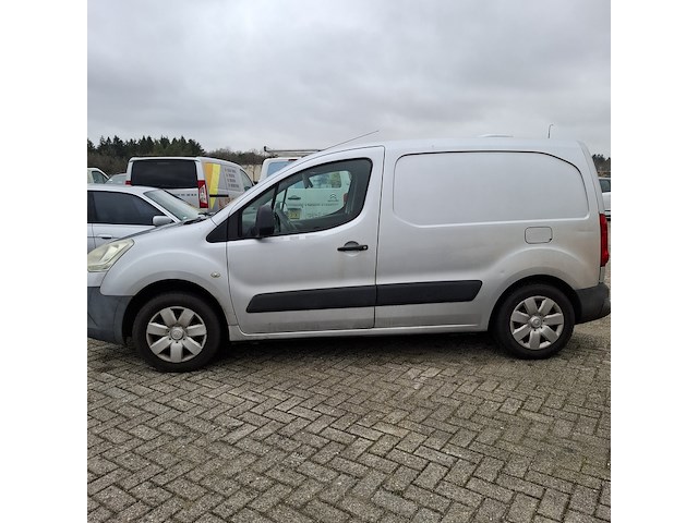 Bedrijfsauto, citroen, berlingo - afbeelding 2 van  13