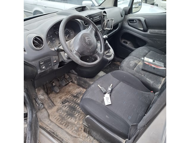 Bedrijfsauto, citroen, berlingo - afbeelding 3 van  13