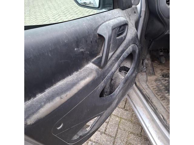 Bedrijfsauto, citroen, berlingo - afbeelding 4 van  13