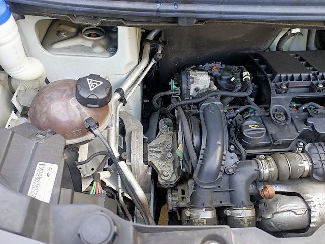 Bedrijfsauto, citroen, jumpy 1.6 bluehdi 95 club m, 1.6 bluehdi 95 club m, 2016 - afbeelding 34 van  35