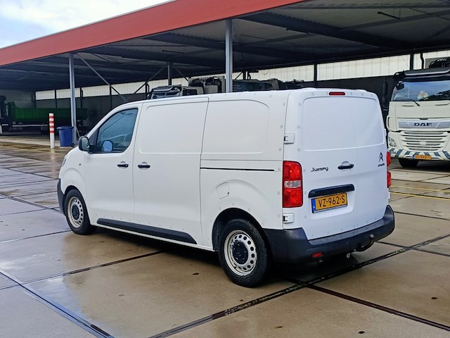 Bedrijfsauto, citroen, jumpy 1.6 bluehdi 95 club m, 1.6 bluehdi 95 club m, 2016 - afbeelding 30 van  35