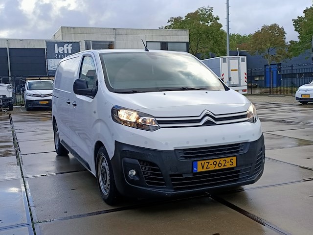 Bedrijfsauto, citroen, jumpy 1.6 bluehdi 95 club m, 1.6 bluehdi 95 club m, 2016 - afbeelding 29 van  35