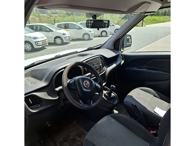 Bedrijfsauto, fiat, doblò, 2015 - afbeelding 2 van  26