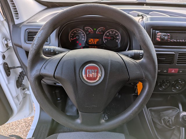 Bedrijfsauto, fiat, doblo cargo 1.4 t-jet natural power, 2014 - afbeelding 13 van  32