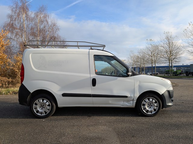 Bedrijfsauto, fiat, doblo cargo 1.4 t-jet natural power, 2014 - afbeelding 29 van  32
