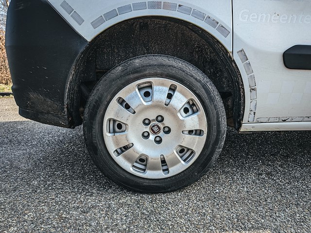 Bedrijfsauto, fiat, doblò cargo 1.4 t-jet natural power sx hd, 2012 - afbeelding 7 van  33