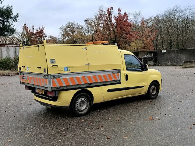 Bedrijfsauto fiat, doblo cargo 1.4 t-jet natural power sx maxi met veegvuilopbouw, bouwjaar 2015 - afbeelding 2 van  37