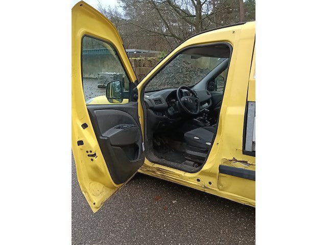 Bedrijfsauto fiat, doblo cargo 1.4 t-jet natural power sx maxi met veegvuilopbouw, bouwjaar 2015 - afbeelding 8 van  37