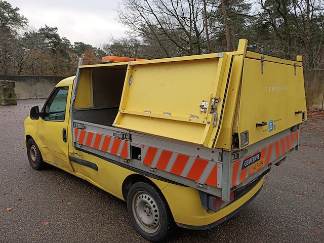 Bedrijfsauto fiat, doblo cargo 1.4 t-jet natural power sx maxi met veegvuilopbouw, bouwjaar 2015 - afbeelding 31 van  37