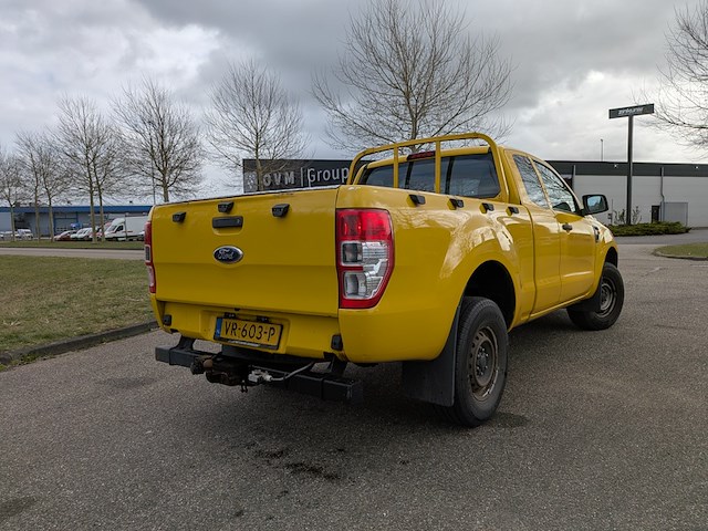 Bedrijfsauto, ford, 2.2 tdci xl super cab, 2015, met nido din-plaat - afbeelding 32 van  36