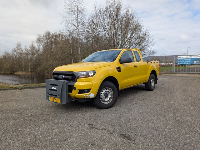 Bedrijfsauto, ford, 2.2 tdci xl supercab, 2016, met nido din-plaat - afbeelding 1 van  38