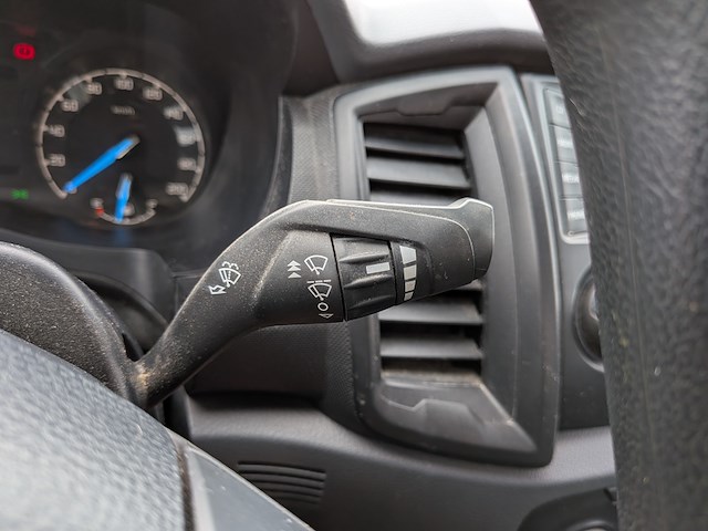 Bedrijfsauto, ford, 2.2 tdci xl supercab, 2016, met nido din-plaat - afbeelding 24 van  38