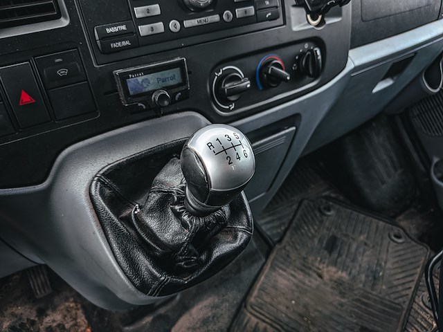 Bedrijfsauto, ford, transit 300m 2.2 tdci ambiente dc, 2013 - afbeelding 19 van  37