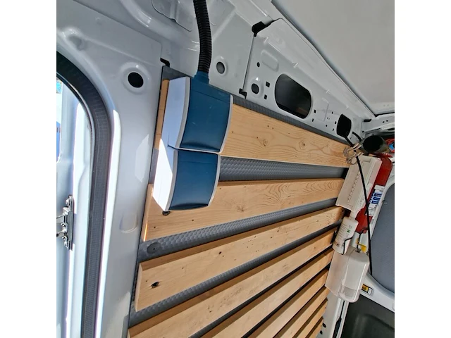 Bedrijfsauto, ford, transit, 350 2.0 tdci l2h2 trend, 2019 - afbeelding 48 van  60
