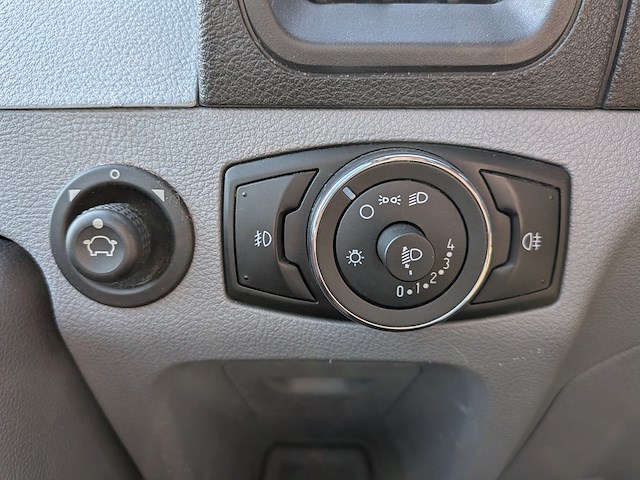 Bedrijfsauto, ford, transit 350 2.2 tdci l3h2 trend, 350 2.2 tdci l3h2 trend, 2015 - afbeelding 13 van  53