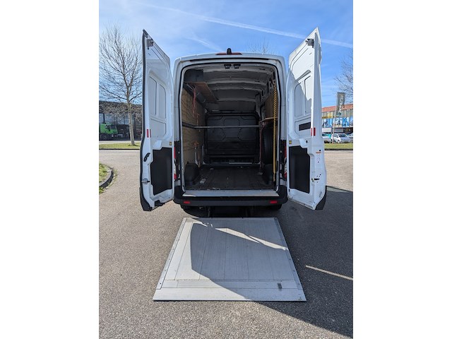 Bedrijfsauto, ford, transit 350 2.2 tdci l3h2 trend, 350 2.2 tdci l3h2 trend, 2015 - afbeelding 29 van  53