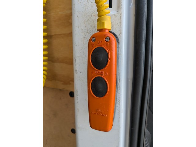 Bedrijfsauto, ford, transit 350 2.2 tdci l3h2 trend, 350 2.2 tdci l3h2 trend, 2015 - afbeelding 33 van  53