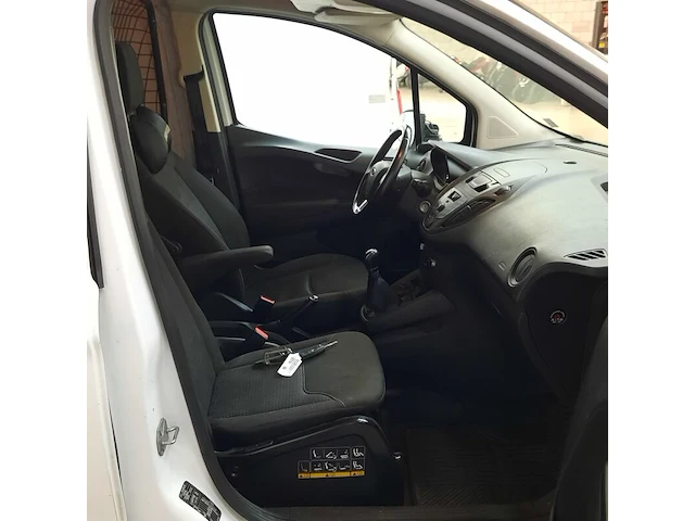 Bedrijfsauto, ford, transit courier, 2017 - afbeelding 26 van  52