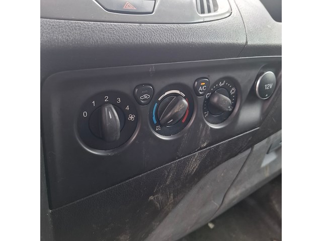 Bedrijfsauto, ford, transit custom, 270 2.2 tdci l1h1 trend, 2013 - afbeelding 15 van  44