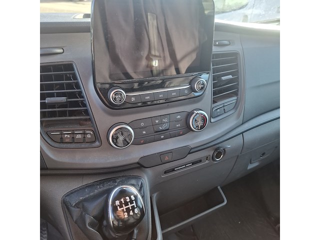 Bedrijfsauto, ford, transit - afbeelding 15 van  17