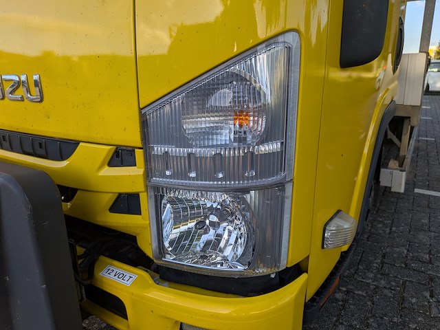 Bedrijfsauto, isuzu, 2019 - afbeelding 2 van  29