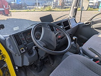 Bedrijfsauto, isuzu, 2019 - afbeelding 13 van  29