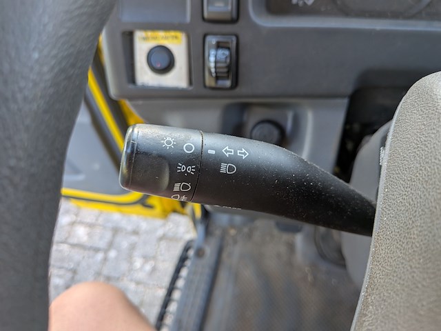 Bedrijfsauto, isuzu, 2019 - afbeelding 16 van  29