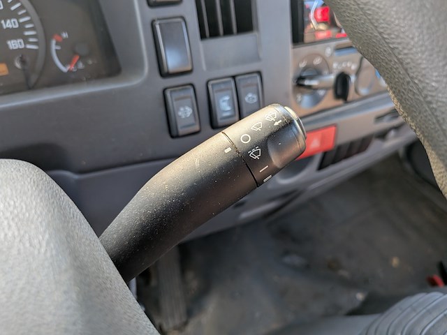 Bedrijfsauto, isuzu, 2019 - afbeelding 17 van  29