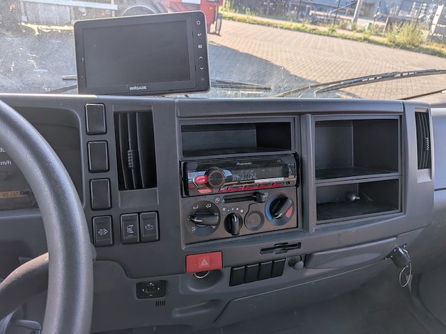 Bedrijfsauto, isuzu, 2019 - afbeelding 19 van  29