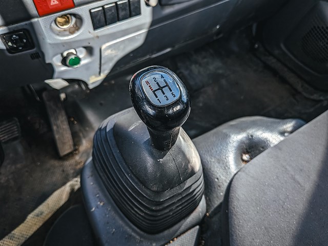 Bedrijfsauto, isuzu, nlr85 al-ed1, 2012 - afbeelding 26 van  39