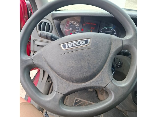 Bedrijfsauto, iveco, daily, 2013 - afbeelding 9 van  43