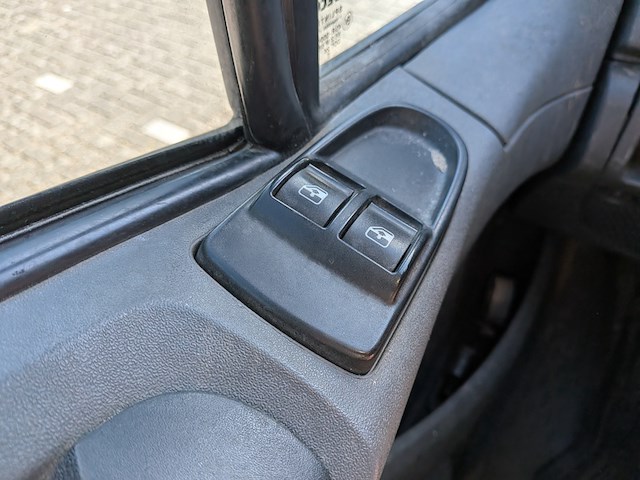 Bedrijfsauto, iveco, daily 35s14g 345 cng, 2013, met autolaadkraan, hiab 008 t - afbeelding 27 van  37