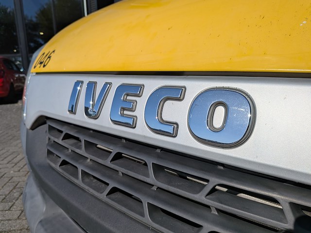 Bedrijfsauto, iveco, daily 35s14g 345 cng, 2013, met autolaadkraan, hiab 008 t - afbeelding 37 van  37
