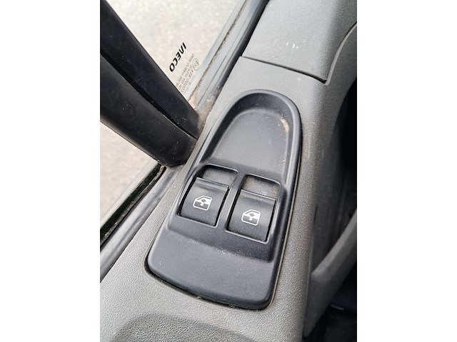 Bedrijfsauto, iveco, daily 35s14g 345 cng, 2013 - afbeelding 20 van  36