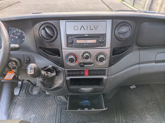 Bedrijfsauto, iveco, daily 35s14g 345 cng, 35s14g 345 cng, 2013 - afbeelding 18 van  30