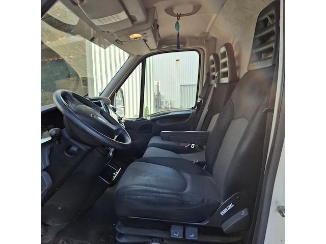 Bedrijfsauto, iveco, daily 35s17v 395 h3, 35s17v 395 h3, 2014 - afbeelding 2 van  39